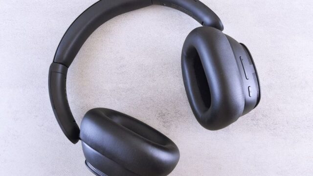 Fone Intra ou Over-ear em 2026: Guia de Compra Após 15 Testes